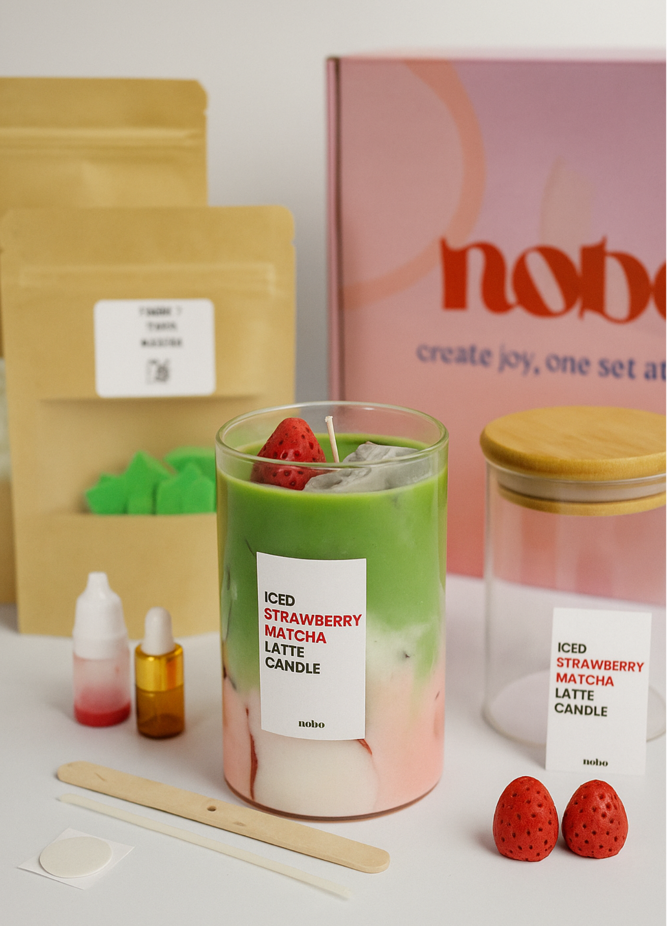 Iced Strawberry Matcha Latte Candle Kit